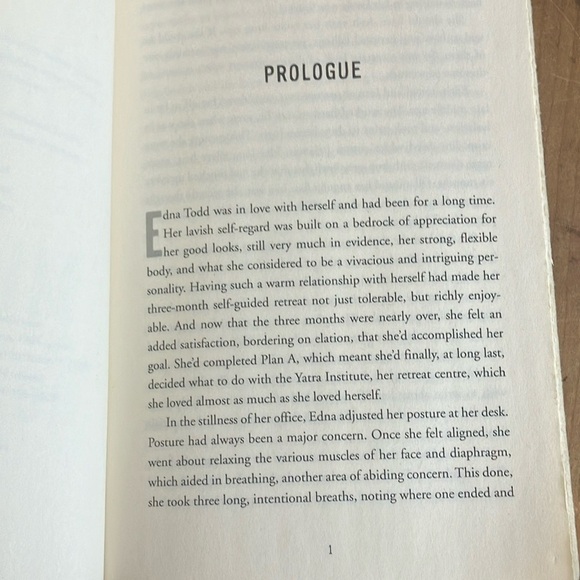 Book: Mindful of Murder Novel by Susan Juby ( BC - Canada author) - Picture 7 of 10